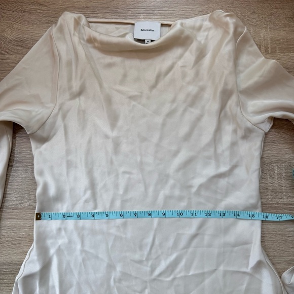 NWT Reformation Pike Satin Dress Mini Short Long Sleeve Almond Cream Medium - Picture 11 of 16